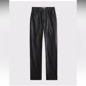 Abercrombie Curve Love Vegan Leather 90s Straight Pant